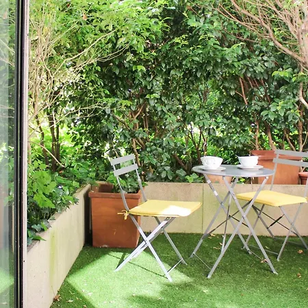 Cocoon Of Love With Beautiful Terrace Paris